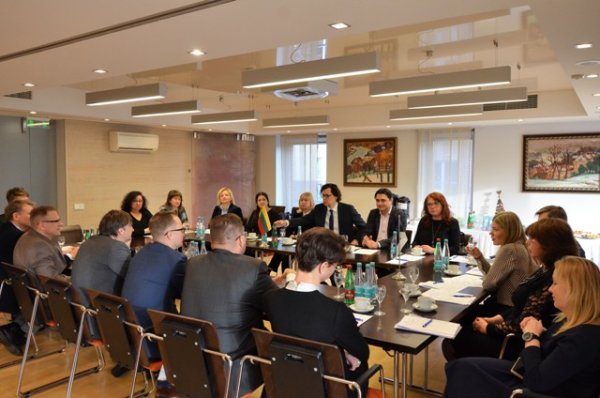 Notaries from Baltics convene in Vilnius