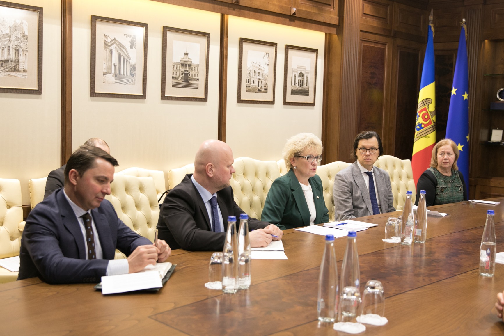 Lithuanian representatives pay the visit of support to Moldova